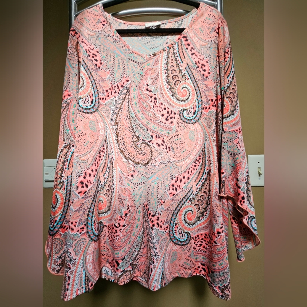 Women's 1X coral colored blouse